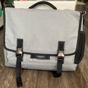 Timbuk2 The Closer laptop messenger bag